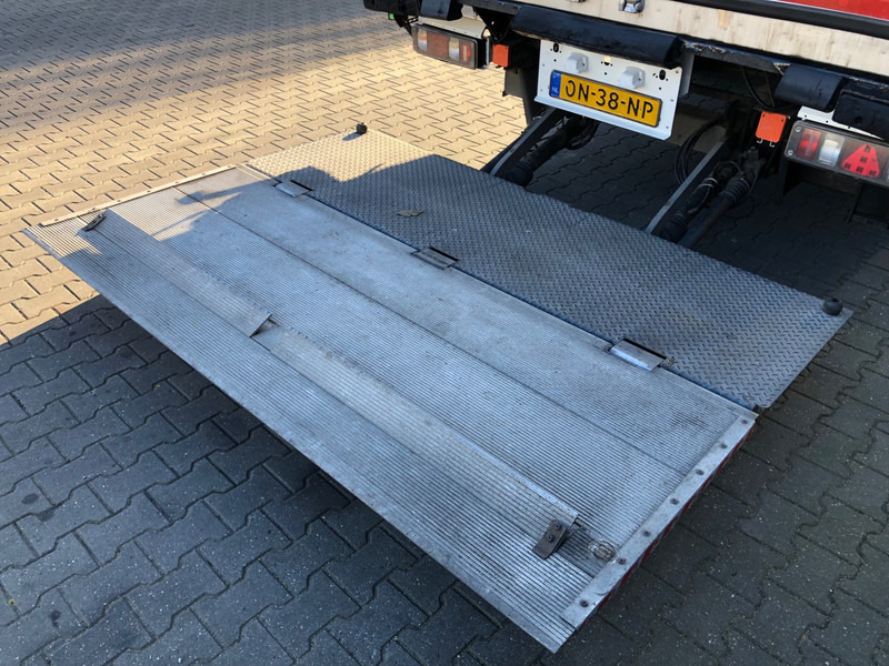 Krone Koeloplegger / Carrier Vector / Liftas / Bloemen / Laadlift / APK-TUV 11-25 - Gjysmë rimorkio frigorifer: foto 5 Krone Koeloplegger / Carrier Vector / Liftas / Bloemen / Laadlift / APK-TUV 11-25 - Gjysmë rimorkio frigorifer: foto 5