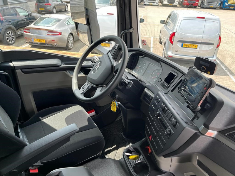 MAN TGM 18.250 / Carrier Koeler -30 gr / Chereau Frigobox / Laadklep / APK 06-26 - Kamion frigorifer: foto 3 MAN TGM 18.250 / Carrier Koeler -30 gr / Chereau Frigobox / Laadklep / APK 06-26 - Kamion frigorifer: foto 3