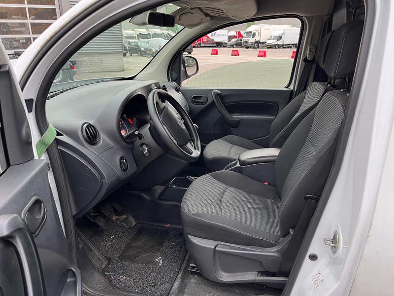 Mercedes-Benz Citan 109 CDI / Extra Lang / UNFALL / DAMAGE - Furgon i vogël: foto 5 Mercedes-Benz Citan 109 CDI / Extra Lang / UNFALL / DAMAGE - Furgon i vogël: foto 5