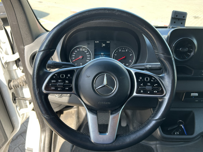 Mercedes-Benz Sprinter 314 2.2 CDI / L4 H2 / Loadlift 650 kg / Navi / APK TUV 01-26 - Furgon: foto 3 Mercedes-Benz Sprinter 314 2.2 CDI / L4 H2 / Loadlift 650 kg / Navi / APK TUV 01-26 - Furgon: foto 3