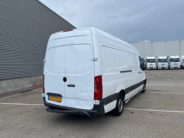 Mercedes-Benz Sprinter 315 1.9 CDI / L4 H2 / Automatic / APK-TUV 04-26 - Furgon: foto 4 Mercedes-Benz Sprinter 315 1.9 CDI / L4 H2 / Automatic / APK-TUV 04-26 - Furgon: foto 4
