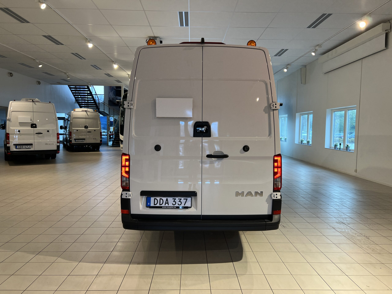 MAN TGE 5.160 Intercity - Minibus, Furgon pasagjerësh: foto 5 MAN TGE 5.160 Intercity - Minibus, Furgon pasagjerësh: foto 5