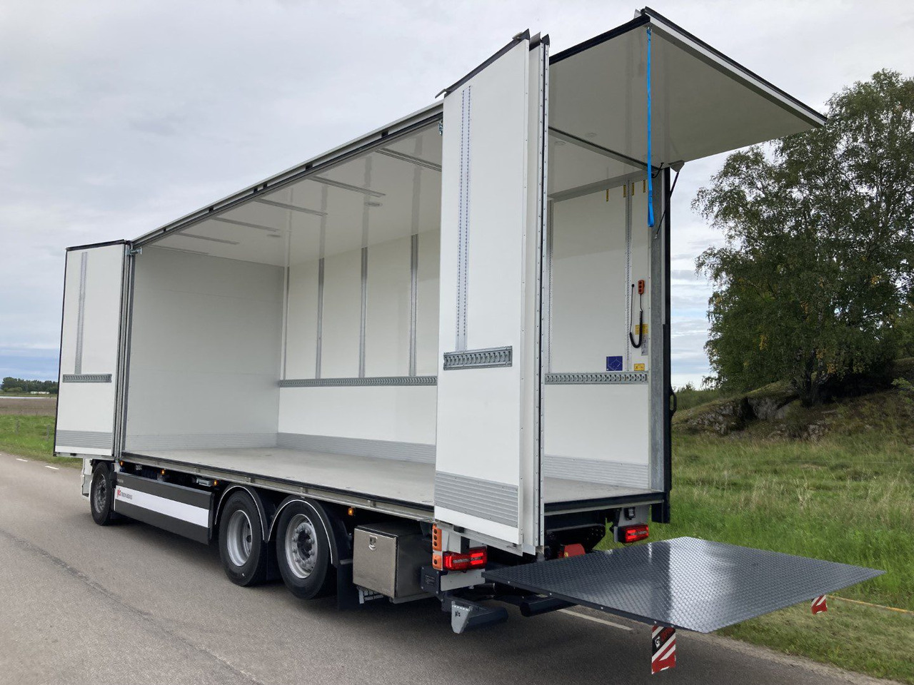 TGX 26.510 6×2-4 Fjärrbil - Kamion kabinë-shasi: foto 3 TGX 26.510 6×2-4 Fjärrbil - Kamion kabinë-shasi: foto 3