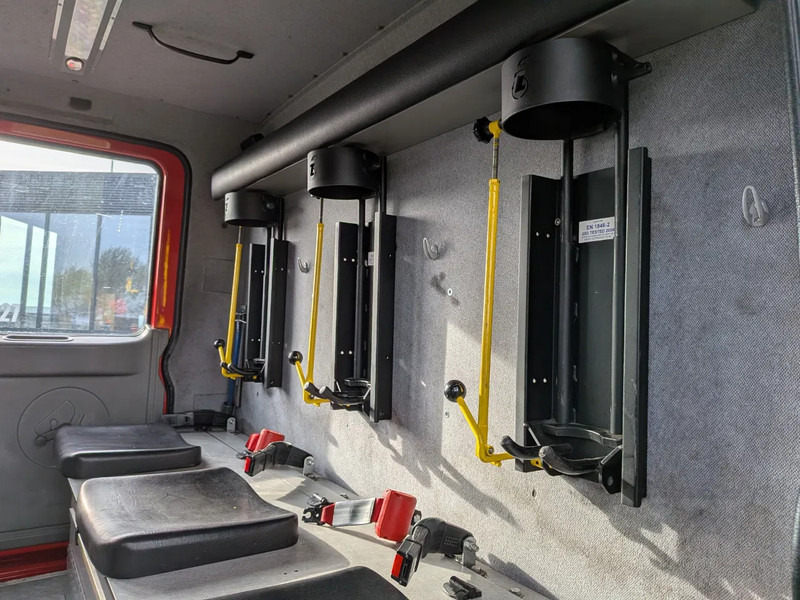 Mercedes-Benz - Zjarrfikëse: foto 5 Mercedes-Benz - Zjarrfikëse: foto 5