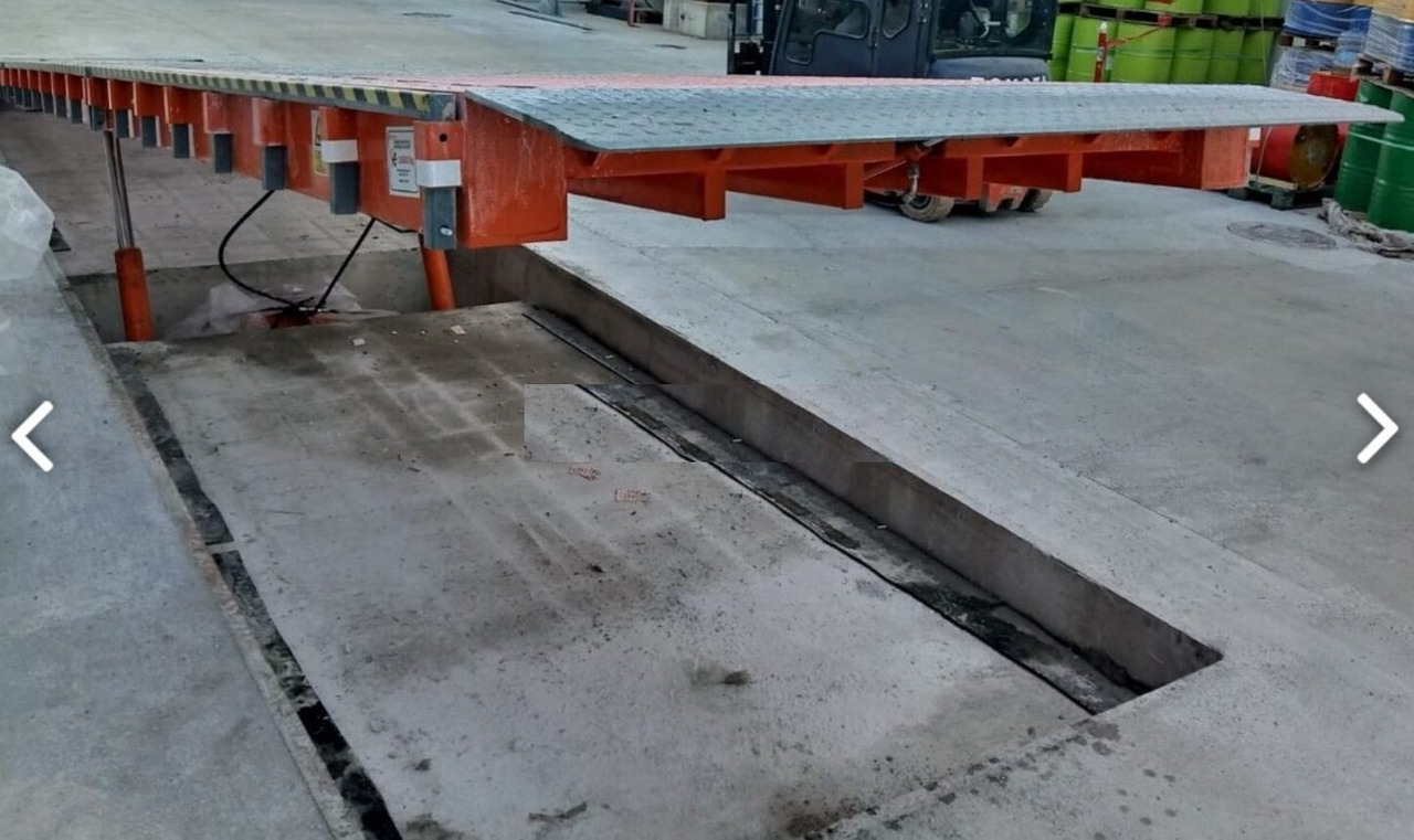 Embeded loading ramp-Buried loading ramp with tilting lip.AZ RAMP-EASY ST-10T - Rampa e ngarkimit: foto 3 Embeded loading ramp-Buried loading ramp with tilting lip.AZ RAMP-EASY ST-10T - Rampa e ngarkimit: foto 3