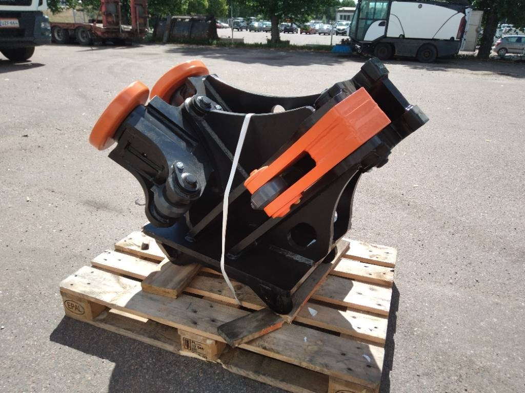 Tarfin RKH-V4 Rail handling device S60 - Pajisje ndërtimi: foto 1 Tarfin RKH-V4 Rail handling device S60 - Pajisje ndërtimi: foto 1