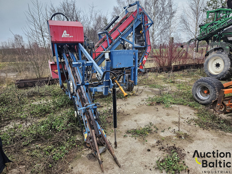 Asa-Lift CH 1000 E - Autokombajnë: foto 2 Asa-Lift CH 1000 E - Autokombajnë: foto 2