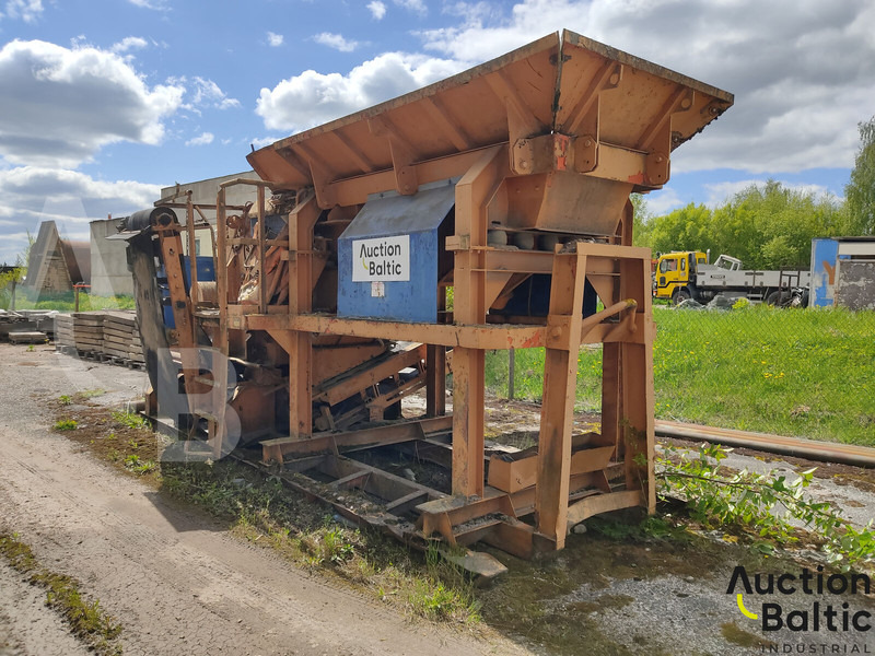 BMD RA700/4 - Pajisje për lirimin e tokës: foto 1 BMD RA700/4 - Pajisje për lirimin e tokës: foto 1