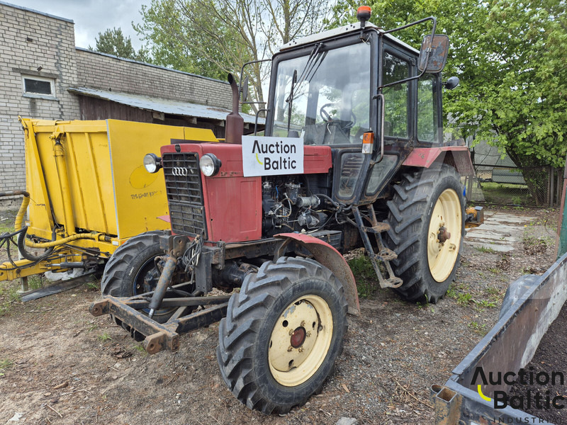 Belarus MTZ 82.1 - Traktor: foto 1 Belarus MTZ 82.1 - Traktor: foto 1
