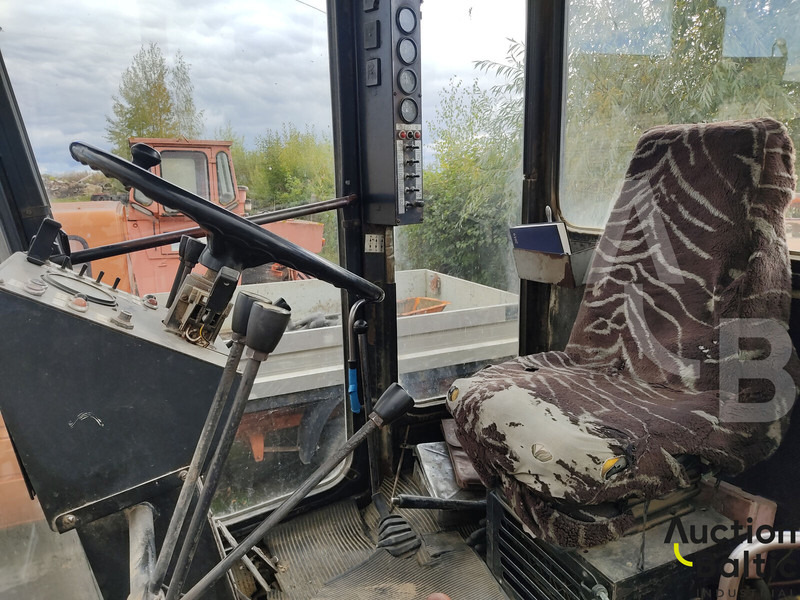 Brianskij Arsenal GS-14.02 - Makinë niveluese: foto 5 Brianskij Arsenal GS-14.02 - Makinë niveluese: foto 5