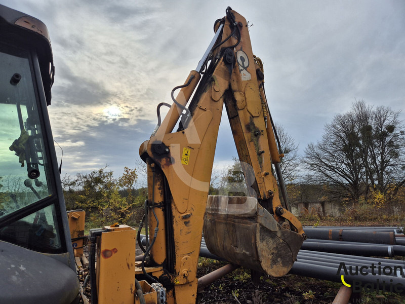 Case 695 SR-4 PS - Fadromë me shkarkim nga prapa: foto 4 Case 695 SR-4 PS - Fadromë me shkarkim nga prapa: foto 4