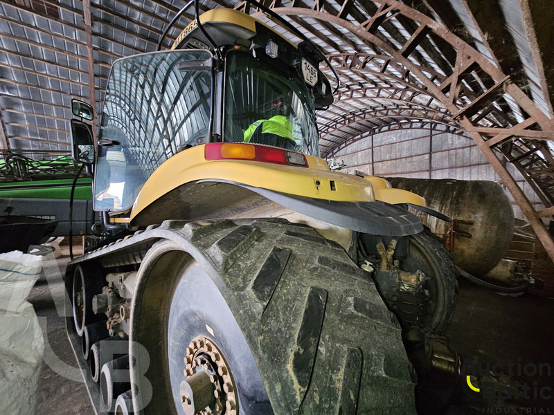 Challenger MT 865 - Traktor me zinxhir: foto 4 Challenger MT 865 - Traktor me zinxhir: foto 4