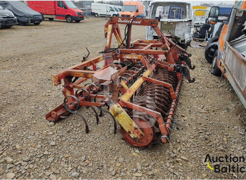 Doublet Record Doublet-Record Combi-Dan 4000 - Freze rotative: foto 2 Doublet Record Doublet-Record Combi-Dan 4000 - Freze rotative: foto 2