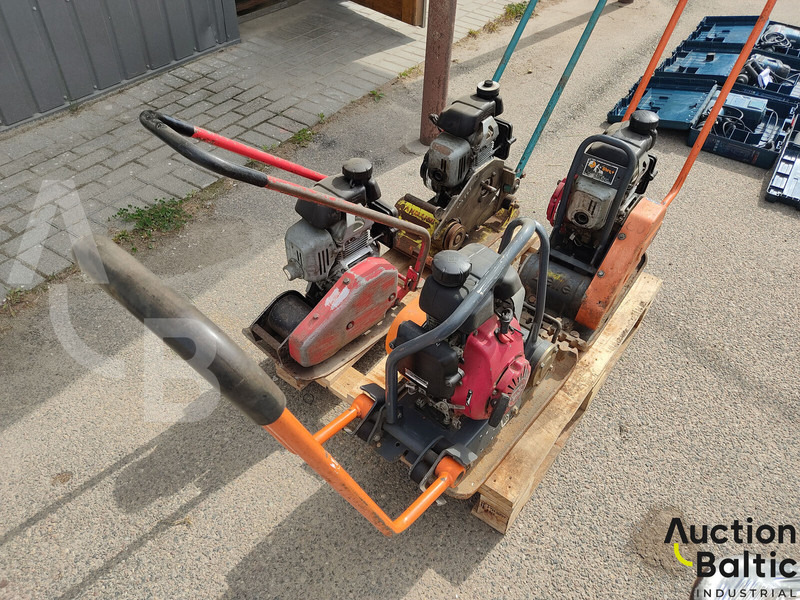 Dynapac LF45, Ammann AVP1033 & 2 Belle - Pllakë vibratori: foto 2 Dynapac LF45, Ammann AVP1033 & 2 Belle - Pllakë vibratori: foto 2