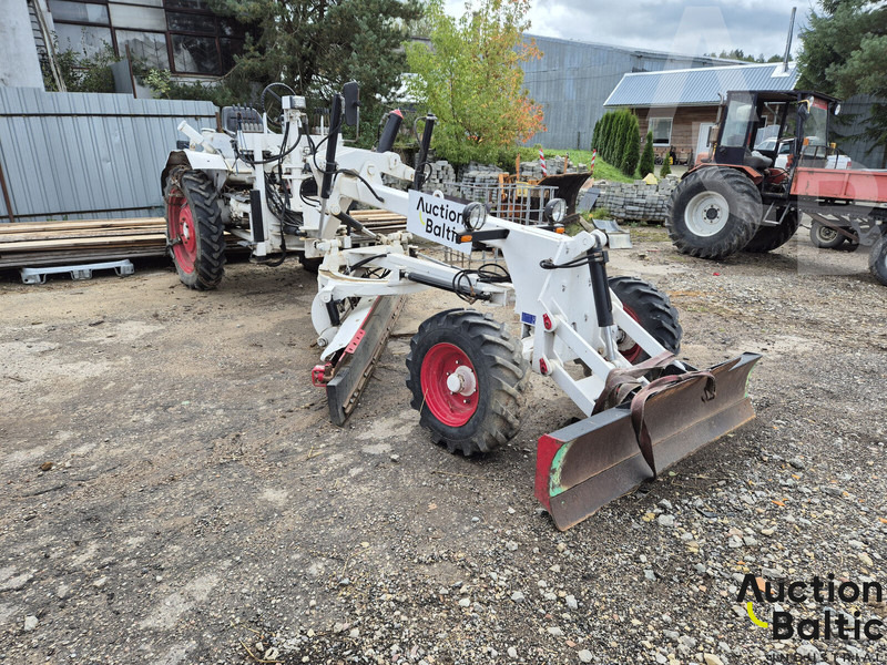 Ei Attachments 09.NH.2750 - Makinë niveluese: foto 2 Ei Attachments 09.NH.2750 - Makinë niveluese: foto 2