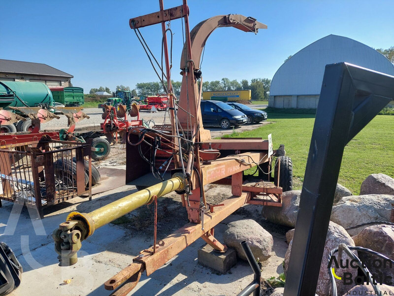 Fahr FH 900 - Copëtuese druri: foto 1 Fahr FH 900 - Copëtuese druri: foto 1