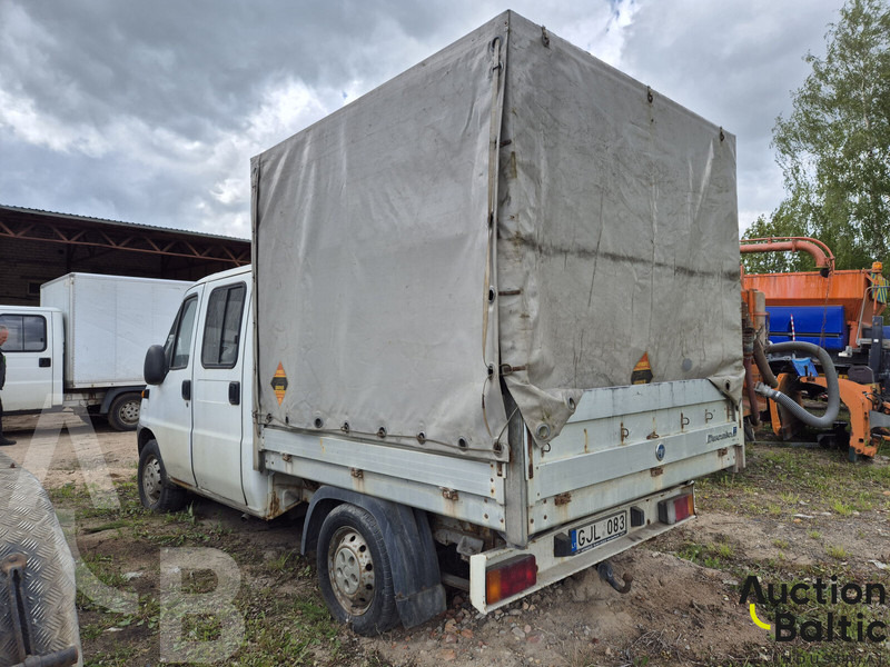 Fiat Ducato - Kamioncine me tendë: foto 3 Fiat Ducato - Kamioncine me tendë: foto 3