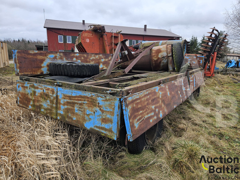 GKB 8328 - Rimorkio vetëshkarkuese: foto 3 GKB 8328 - Rimorkio vetëshkarkuese: foto 3