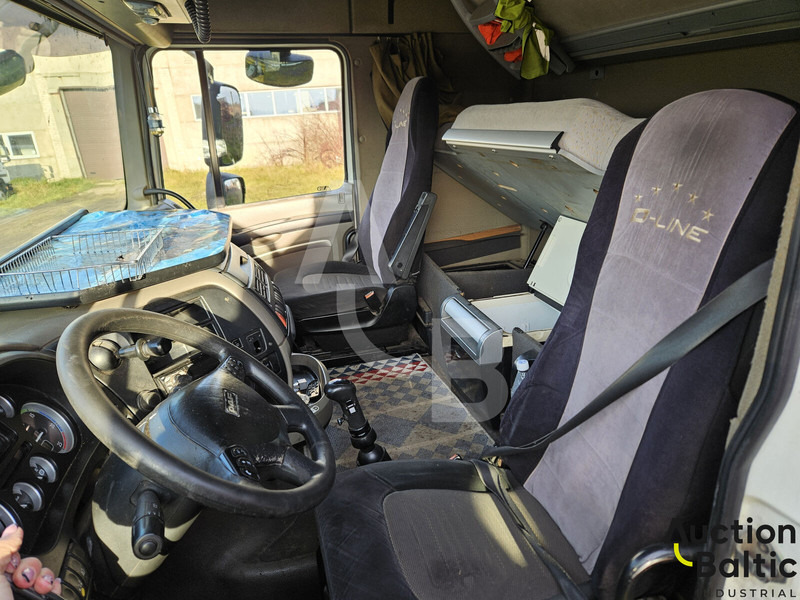 DAF FT XF105.460 - Gjysmë-kamion: foto 5 DAF FT XF105.460 - Gjysmë-kamion: foto 5