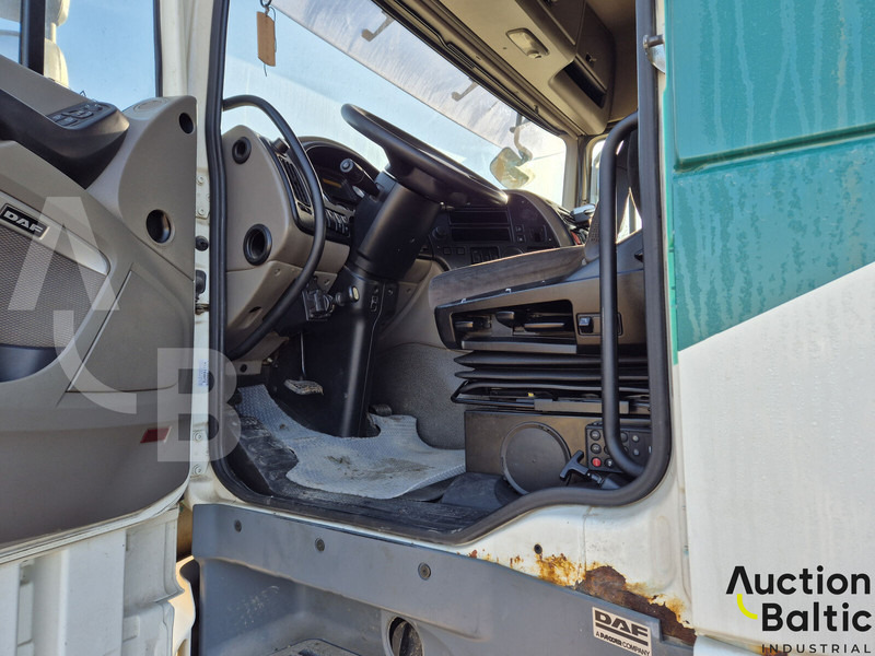 DAF FT XF105 - Gjysmë-kamion: foto 5 DAF FT XF105 - Gjysmë-kamion: foto 5
