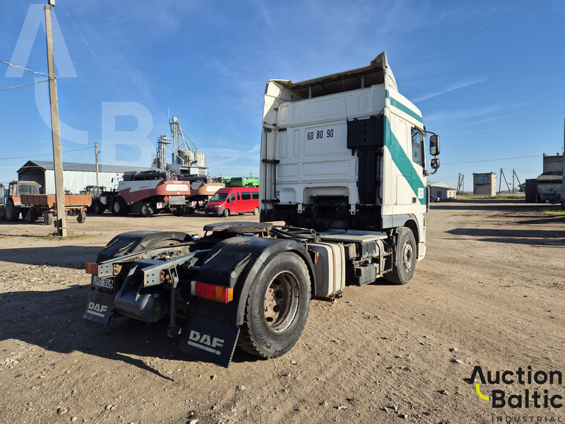 DAF FT XF105 - Gjysmë-kamion: foto 3 DAF FT XF105 - Gjysmë-kamion: foto 3
