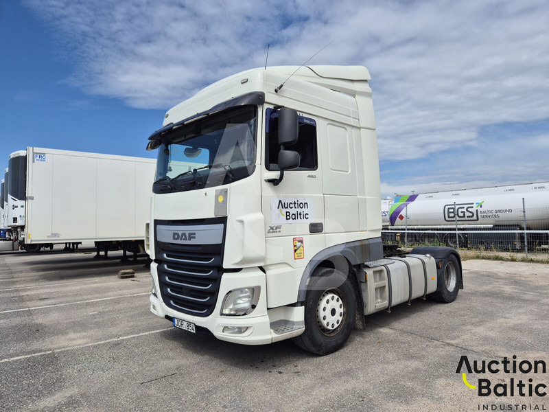 DAF XF 460 FT - Gjysmë-kamion: foto 1 DAF XF 460 FT - Gjysmë-kamion: foto 1