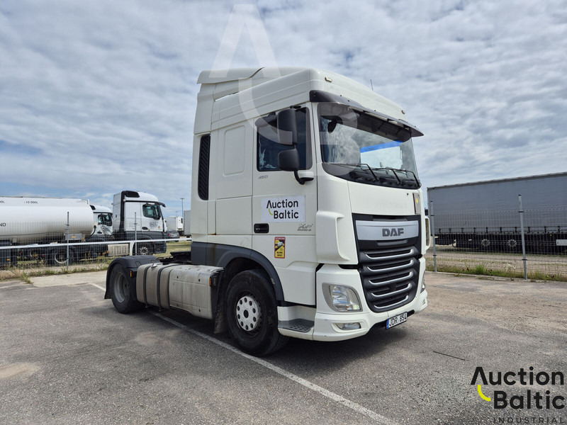 DAF XF 460 FT - Gjysmë-kamion: foto 2 DAF XF 460 FT - Gjysmë-kamion: foto 2