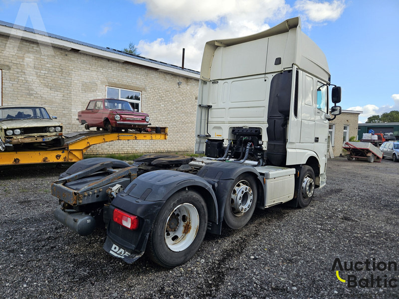 DAF XF460 - Gjysmë-kamion: foto 3 DAF XF460 - Gjysmë-kamion: foto 3