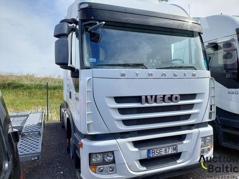 Iveco Stralis AS 440 TP - Gjysmë-kamion: foto 2 Iveco Stralis AS 440 TP - Gjysmë-kamion: foto 2