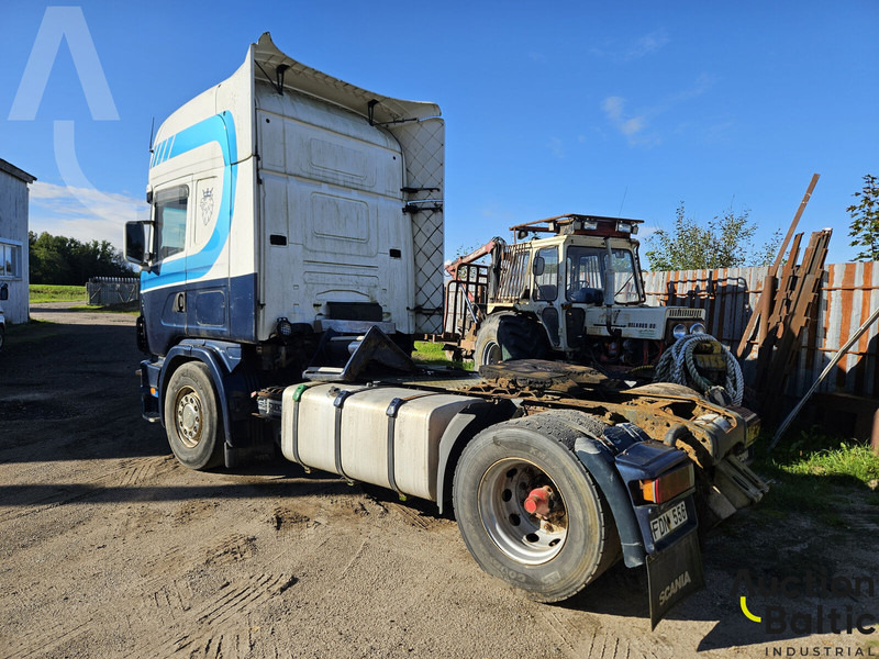 Scania R 114 LA - Gjysmë-kamion: foto 4 Scania R 114 LA - Gjysmë-kamion: foto 4