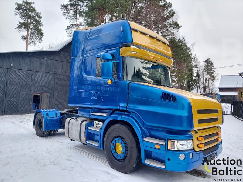 Scania T 114 LA - Gjysmë-kamion: foto 2 Scania T 114 LA - Gjysmë-kamion: foto 2