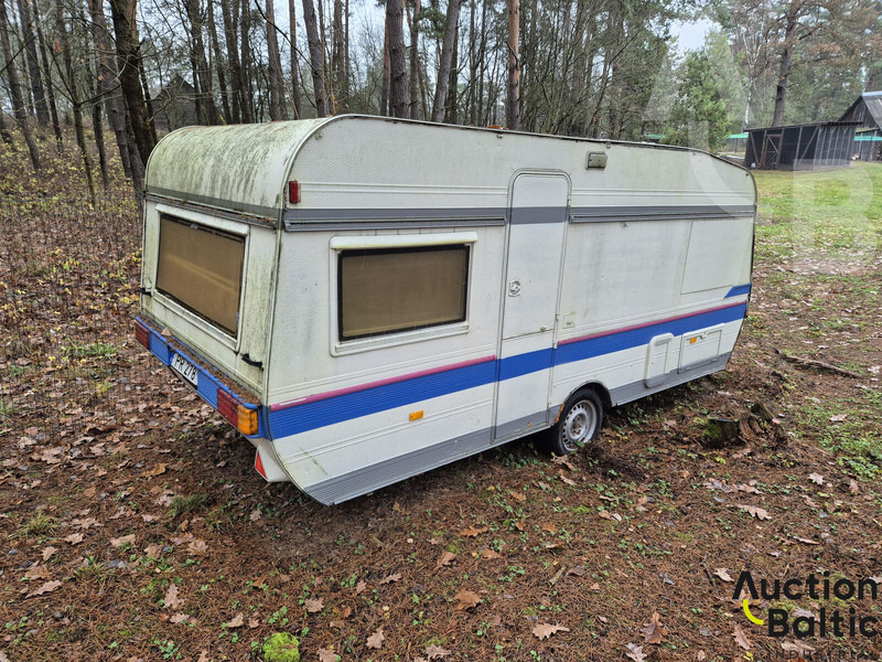 Hobby 495 - Pajisjet e ofiçinës: foto 3 Hobby 495 - Pajisjet e ofiçinës: foto 3