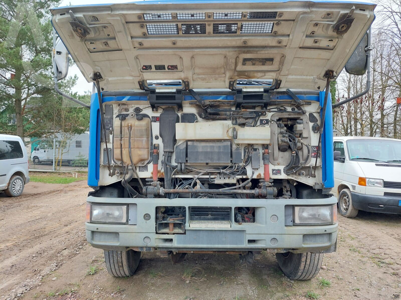 Iveco 180E18 - Kamion me karroceri të hapur, Kamion me vinç: foto 5 Iveco 180E18 - Kamion me karroceri të hapur, Kamion me vinç: foto 5