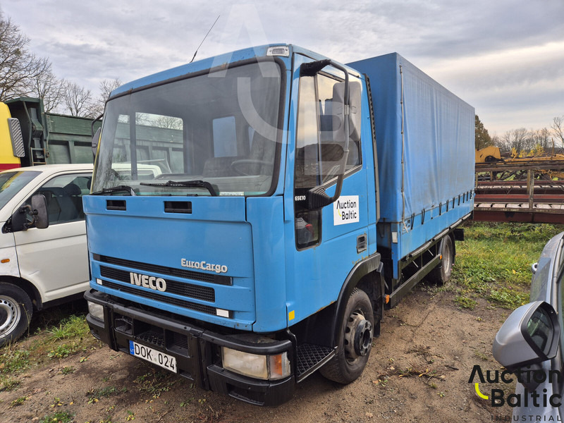 Iveco 65E10 - Kamion me tendë: foto 1 Iveco 65E10 - Kamion me tendë: foto 1