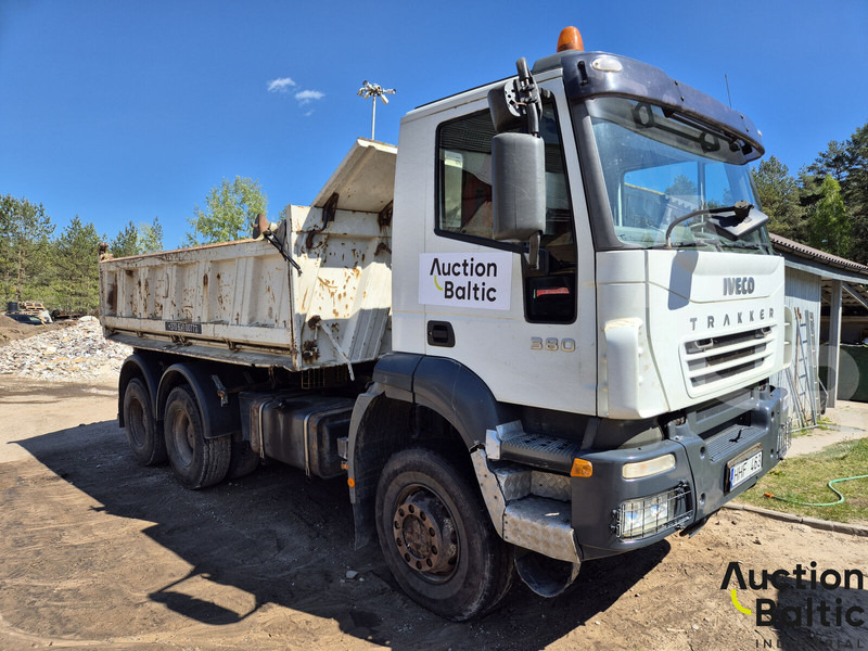 Iveco AD 260T - Kamion vetëshkarkues: foto 2 Iveco AD 260T - Kamion vetëshkarkues: foto 2