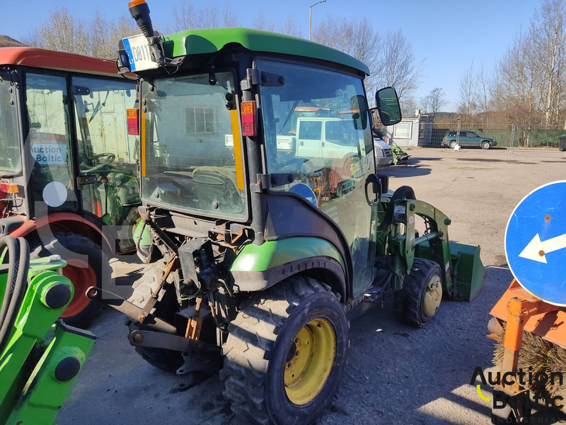 John Deere 2026R - Traktor: foto 4 John Deere 2026R - Traktor: foto 4