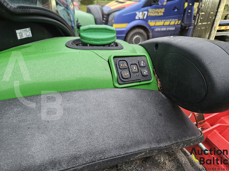 Lizingu i John Deere 4066 R John Deere 4066 R: foto 20