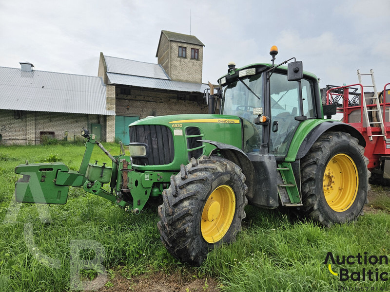 John Deere 6930 Premium - Traktor: foto 1 John Deere 6930 Premium - Traktor: foto 1