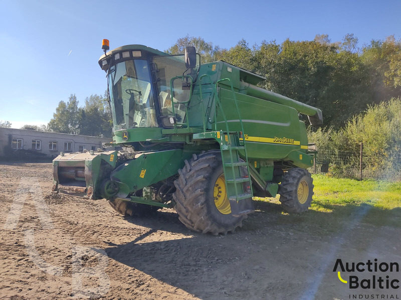 John Deere 9450 - Autokombajnë: foto 2 John Deere 9450 - Autokombajnë: foto 2