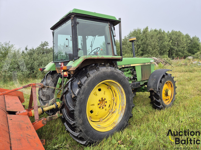 John Deere MFWD - Traktor: foto 5 John Deere MFWD - Traktor: foto 5