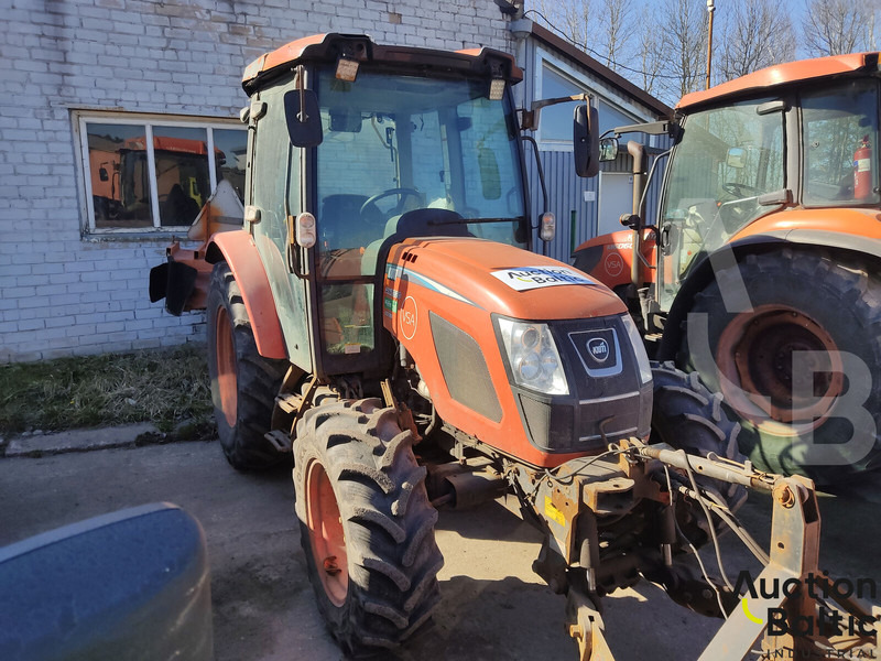 KIOTI RX 7330 - Traktor: foto 1 KIOTI RX 7330 - Traktor: foto 1