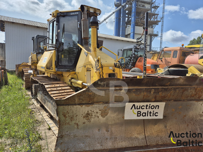 Komatsu D51EX-22 - Buldozer: foto 2 Komatsu D51EX-22 - Buldozer: foto 2