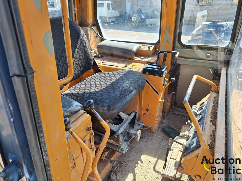 Komatsu D57S-1 - Fadrom me zinxhir: foto 5 Komatsu D57S-1 - Fadrom me zinxhir: foto 5