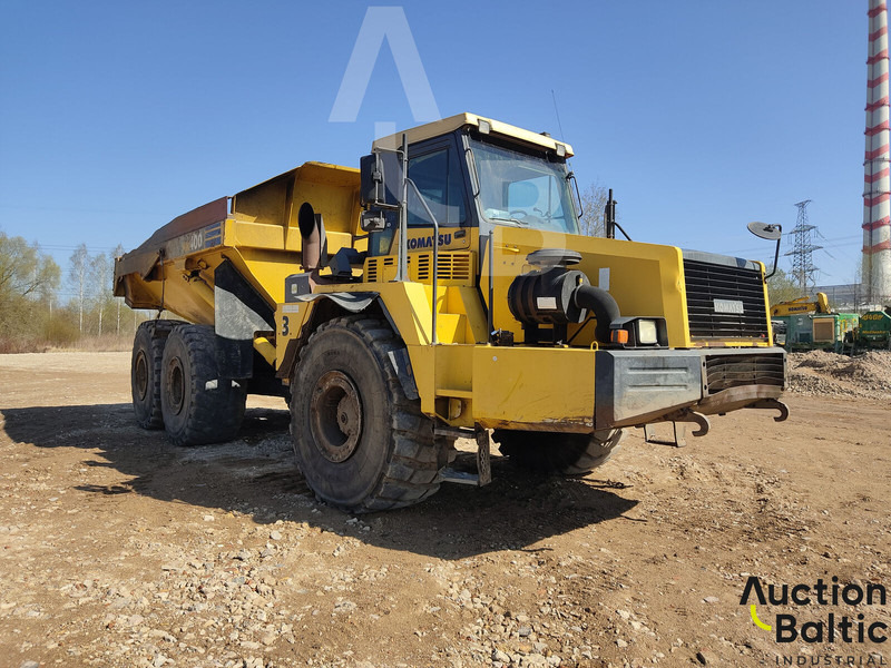 Komatsu HM400 - Shkarkues teleskopik: foto 2 Komatsu HM400 - Shkarkues teleskopik: foto 2