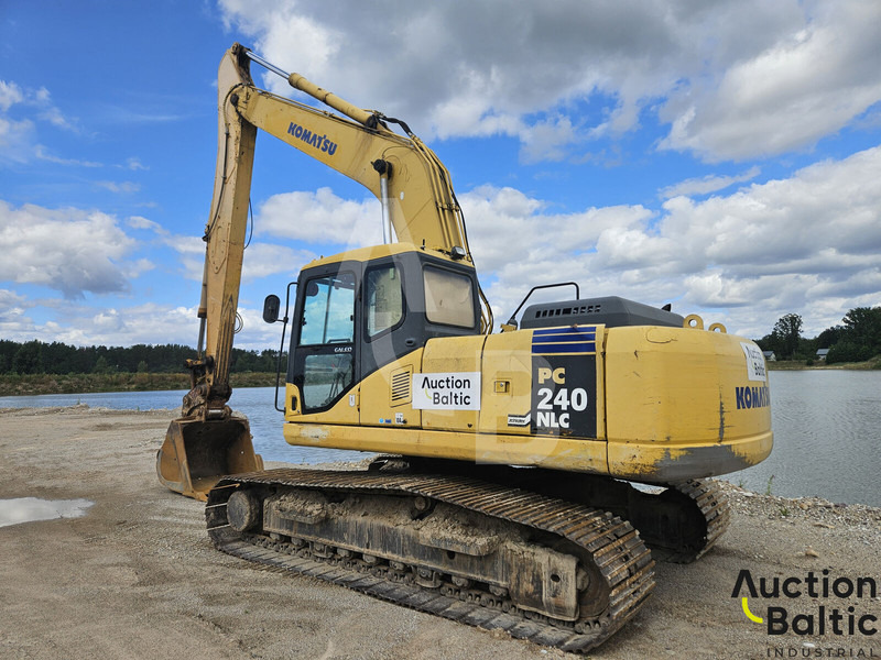 Komatsu PC240NLC-7K - Ekskavator me zinxhirë: foto 3 Komatsu PC240NLC-7K - Ekskavator me zinxhirë: foto 3