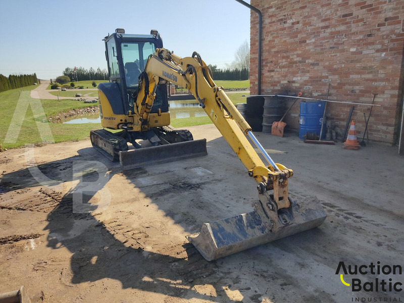 Komatsu PC35MR-5 - Miniekskavator: foto 2 Komatsu PC35MR-5 - Miniekskavator: foto 2