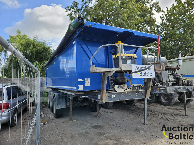 Langendorf SKA 24/30 - Gjysmë rimorkio me tendë: foto 2 Langendorf SKA 24/30 - Gjysmë rimorkio me tendë: foto 2