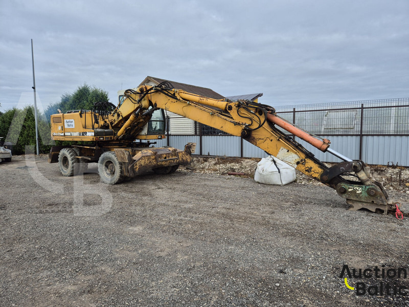 Liebherr A 902 Litronic - Ekskavator me goma: foto 1 Liebherr A 902 Litronic - Ekskavator me goma: foto 1