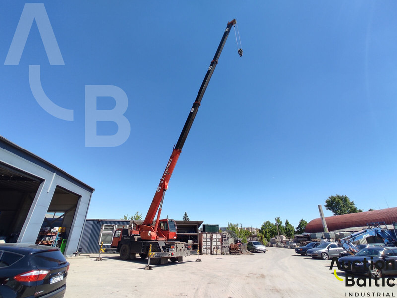 Liebherr LTM 1025 - Vinç për të gjitha terrenet: foto 2 Liebherr LTM 1025 - Vinç për të gjitha terrenet: foto 2