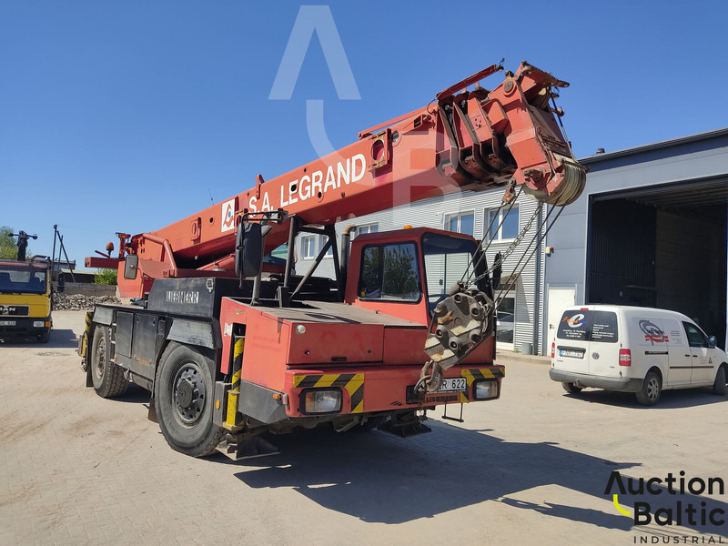Liebherr LTM 1025 - Vinç për të gjitha terrenet: foto 3 Liebherr LTM 1025 - Vinç për të gjitha terrenet: foto 3